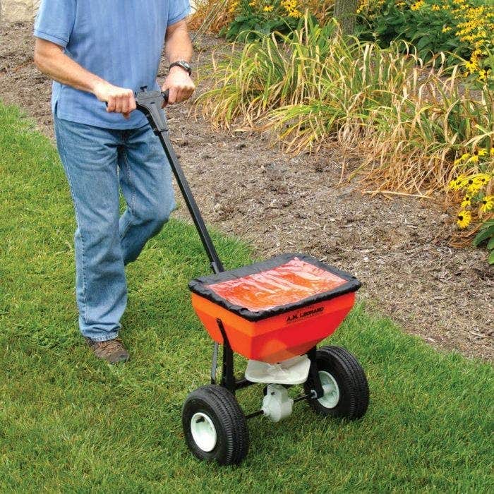 Spreader Buying Guide for Fertilizer, Grass Seeds, and More | A.M. Leonard, Inc.